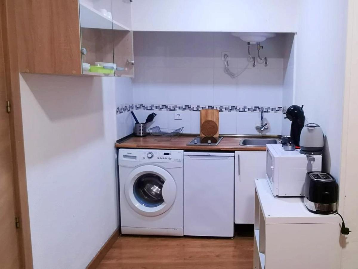 מדריד Netherlands Apartments מראה חיצוני תמונה